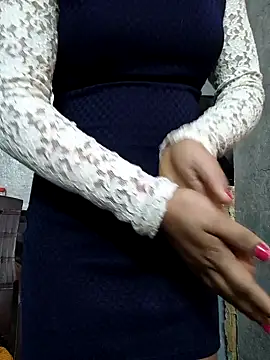 Snapshot of Sarita_7 chatting on 01-17-25, 04:06 Sarita 7 online show from 01-17-25, 04:06