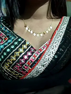 Snapshot of Sarita_7 chatting on 02-02-25, 07:14 Sarita 7 online show from 02-02-25, 07:14