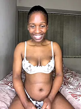 Snapshot of Kinkyy_ chatting on 09-18-25, 11:07 Kinkyy online show from 09-18-25, 11:07