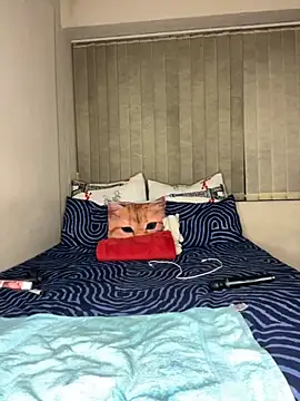 Snapshot of Kinkyy_ chatting on 10-16-25, 09:05 Kinkyy online show from 10-16-25, 09:05