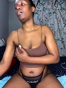 Snapshot of Kinkyy_ chatting on 11-24-25, 10:53 Kinkyy online show from 11-24-25, 10:53