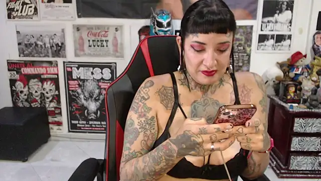 Rollyderolandia666 online show from 11-28-25, 04:31