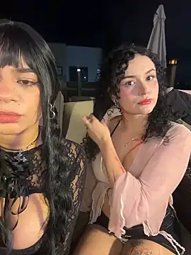 Snapshot of Electra_doll_ chatting on 11-13-25, 01:26 Electra doll online show from 11-13-25, 01:26