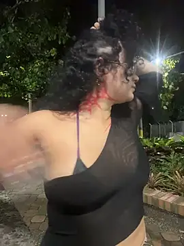 Electra doll  online show from 11-26-25, 11:28