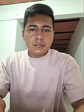 Snapshot of Willner08 chatting on 03-02-25, 03:45 Willner08 online show from 03-02-25, 03:45
