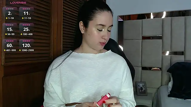 sofiaduque 26 online show from 12-14-24, 07:36