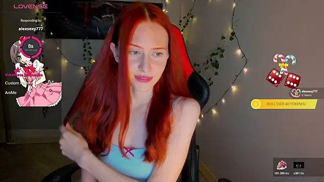 Snapshot of FruttiTatti chatting on 11-30-25, 07:18 FruttiTatti online show from 11-30-25, 07:18