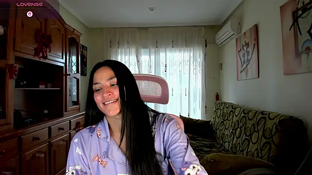 bella apont online show from 03-05-25, 09:05
