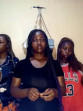 Snapshot of Swit_virgin22 chatting on 02-12-26, 03:45 Swit virgin22 online show from 02-12-26, 03:45