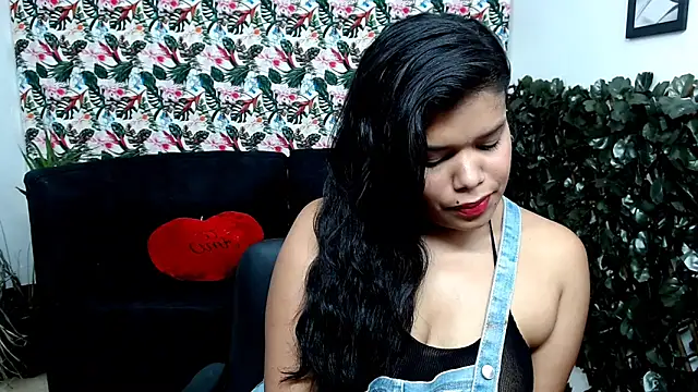 Wendy Hot  online show from 02-12-25, 07:23