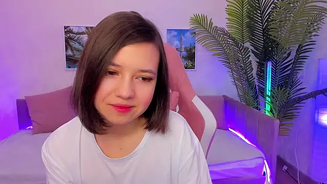 Lina Brownie online show from 02-05-25, 02:19