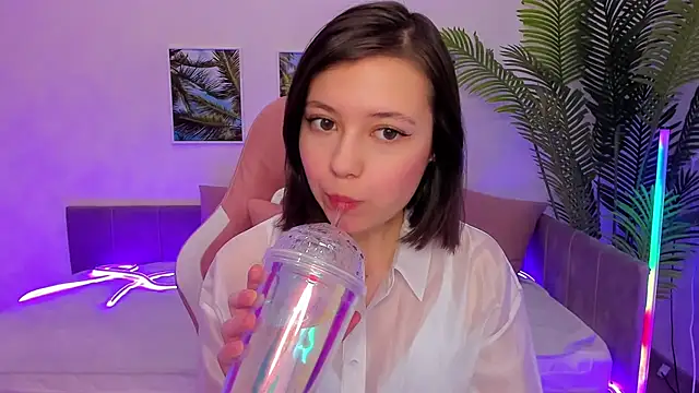 Lina Brownie online show from 03-08-25, 02:01