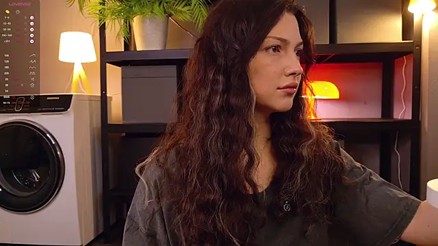 Miley Smile online show from 11-05-25, 06:13