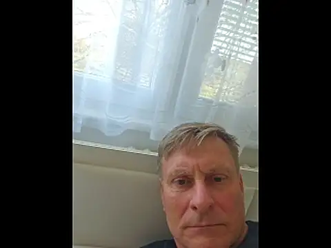 johnnym1 online show from 03-18-26, 12:19