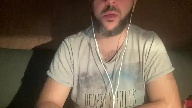 Snapshot of RedDante89 chatting on 12-04-24, 06:39 RedDante89 online show from 12-04-24, 06:39