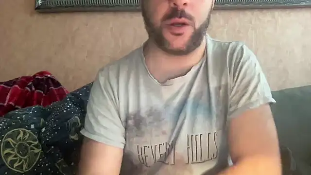 Snapshot of RedDante89 chatting on 12-16-24, 08:09 RedDante89 online show from 12-16-24, 08:09