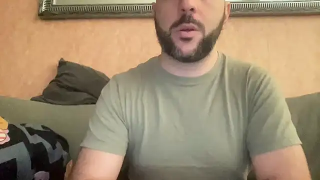 Snapshot of RedDante89 chatting on 02-06-25, 08:18 RedDante89 online show from 02-06-25, 08:18