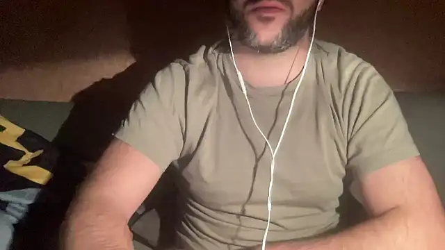 Snapshot of RedDante89 chatting on 02-09-25, 06:58 RedDante89 online show from 02-09-25, 06:58