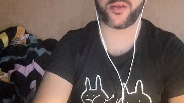 Snapshot of RedDante89 chatting on 02-10-25, 03:53 RedDante89 online show from 02-10-25, 03:53