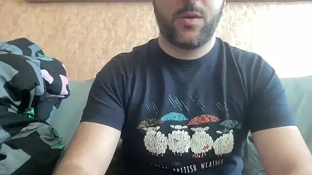 Snapshot of RedDante89 chatting on 03-15-25, 09:30 RedDante89 online show from 03-15-25, 09:30