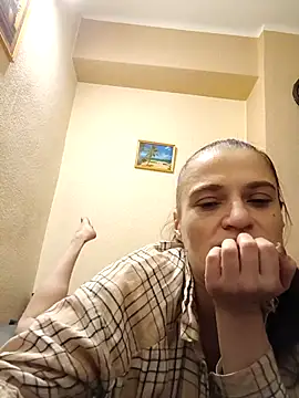 Snapshot of kristinakristi chatting on 11-01-25, 03:47 kristinakristi online show from 11-01-25, 03:47