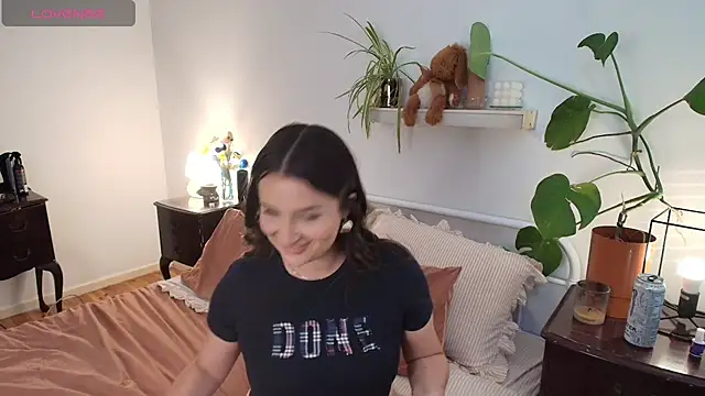 Lenas Room online show from 02-02-26, 06:01