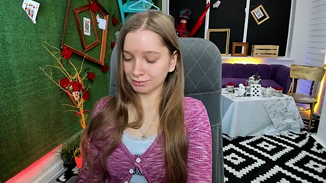 MayaSinabon online show from 12-11-24, 07:09