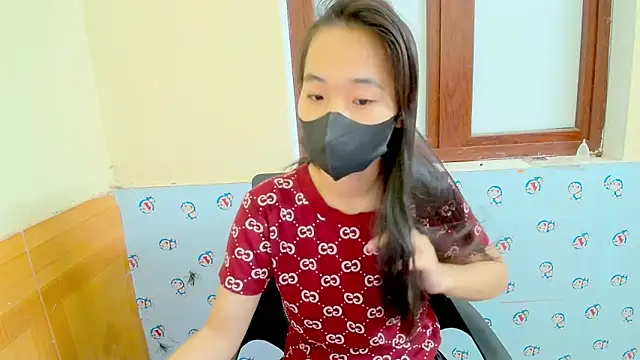 Snapshot of __Saphia__ chatting on 10-21-25, 12:44 Saphia online show from 10-21-25, 12:44