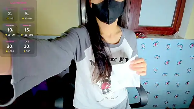 Snapshot of __Saphia__ chatting on 11-03-25, 03:13 Saphia online show from 11-03-25, 03:13