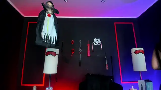 CharlotteScotte online show from 10-20-25, 11:21