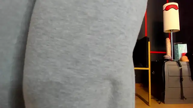 Snapshot of CharlotteScotte chatting on 01-07-26, 11:34 CharlotteScotte online show from 01-07-26, 11:34