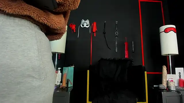 Snapshot of CharlotteScotte chatting on 01-13-26, 11:59 CharlotteScotte online show from 01-13-26, 11:59