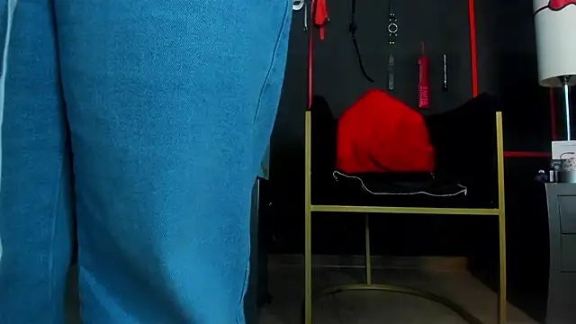 Snapshot of CharlotteScotte chatting on 01-17-26, 10:53 CharlotteScotte online show from 01-17-26, 10:53