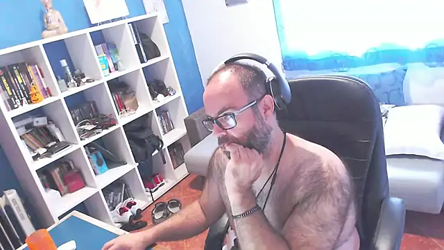 ravingr4d4 online show from 10-07-25, 09:39