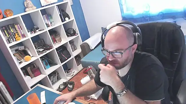 ravingr4d4 online show from 10-20-25, 09:32