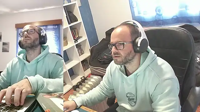 ravingr4d4 online show from 11-21-25, 12:59