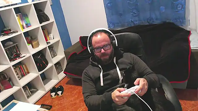 ravingr4d4 online show from 12-13-25, 09:31