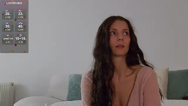 Snapshot of LilyRoselyn chatting on 10-26-25, 12:00 LilyRoselyn online show from 10-26-25, 12:00