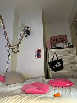 OriginalBarbieEst92 online show from 01-10-25, 05:02