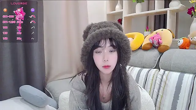Duludulu 007 online show from 12-17-24, 04:11