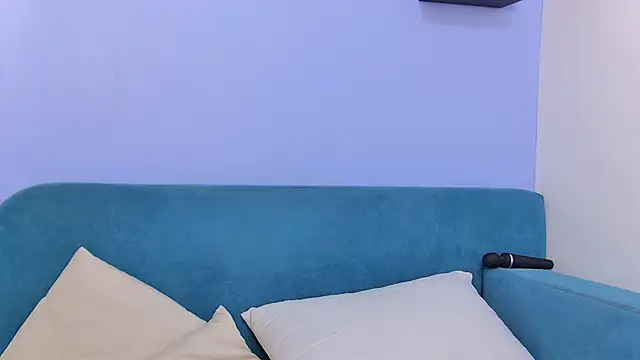 moon cake online show from 11-18-25, 07:02