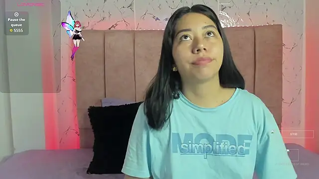 sexylaurita online show from 10-07-25, 02:25