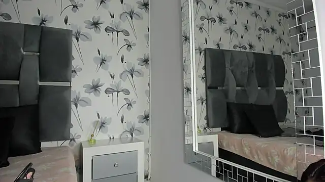 Ehotloveaxxx online show from 12-20-24, 06:45