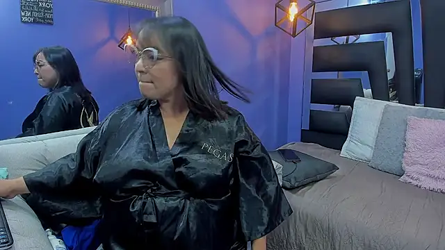 Romina017 online show from 01-15-25, 08:09