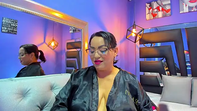 Romina017 online show from 10-07-25, 12:41