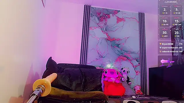  ChanellR  online show from 10-08-25, 07:33