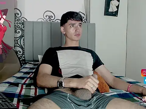 Snapshot of juan_stiven chatting on 10-15-25, 02:06 juan stiven online show from 10-15-25, 02:06