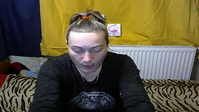 Snapshot of wLESLYMOSw chatting on 01-16-25, 04:18 wLESLYMOSw online show from 01-16-25, 04:18