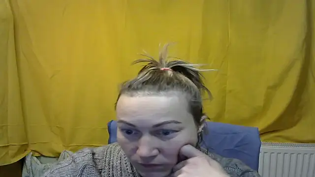 Snapshot of wLESLYMOSw chatting on 02-16-25, 07:49 wLESLYMOSw online show from 02-16-25, 07:49