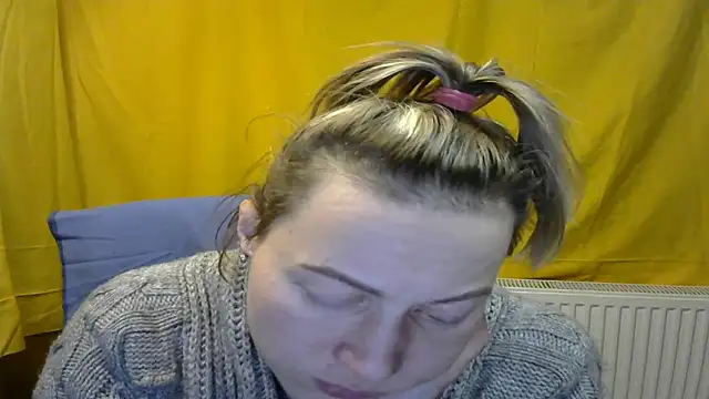 Snapshot of wLESLYMOSw chatting on 02-17-25, 11:20 wLESLYMOSw online show from 02-17-25, 11:20